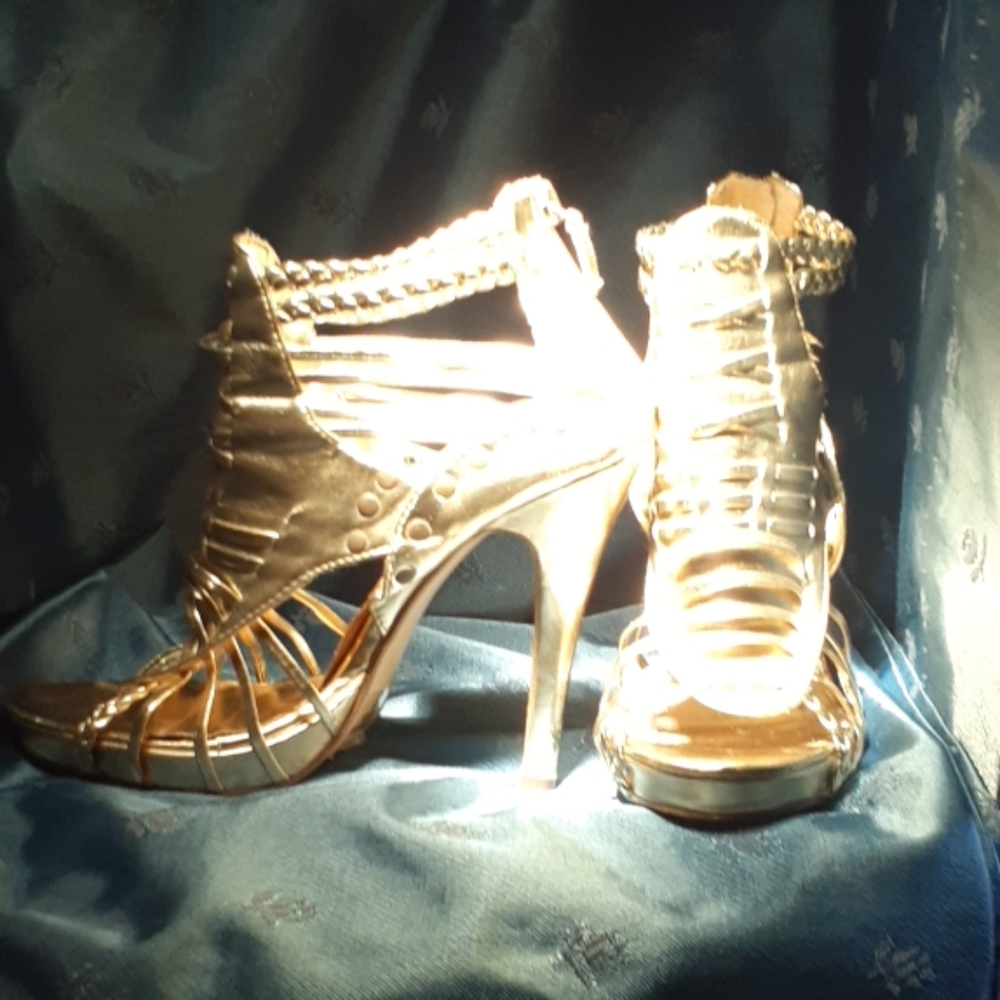 Styluxe gold high heels.